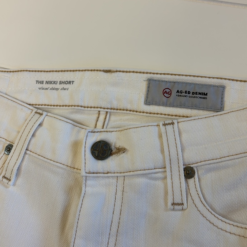 Adriano Goldschmied white The Nikki Shorts! 26 - Picture 4 of 5